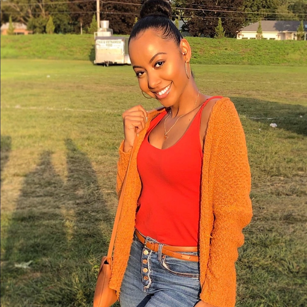 Hi! Welcome 💕 - Picture 4 of 4